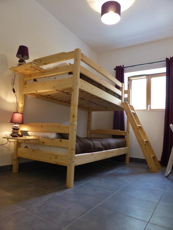 Camping Lou Gourdan Hotel Puget-Théniers Exterior foto